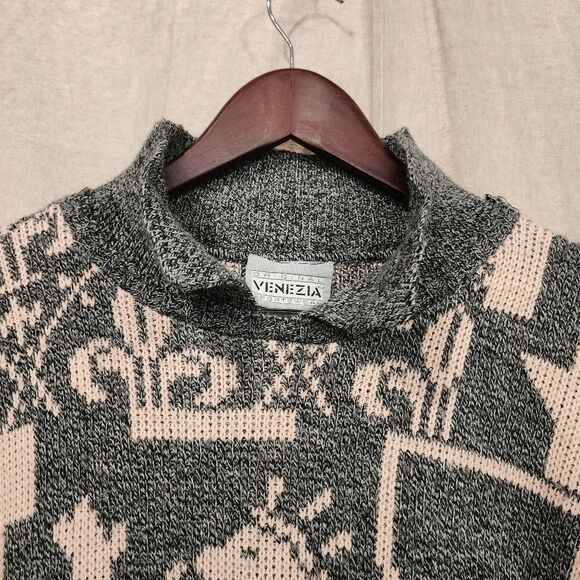 vtg 80s Venezia sweater oversize gray pink lion crest drop shoulder - Picture 4 of 8